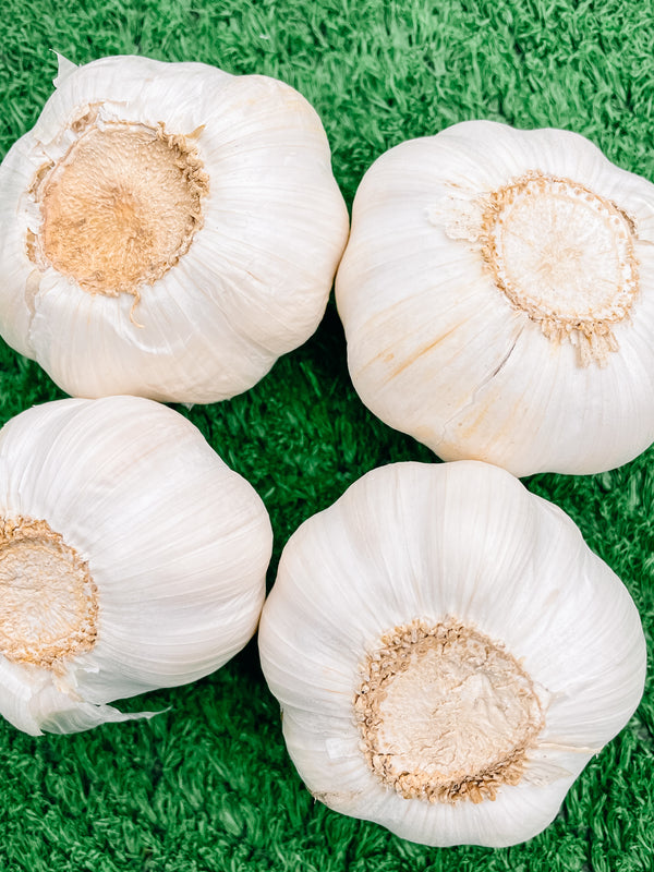 Loose garlic
